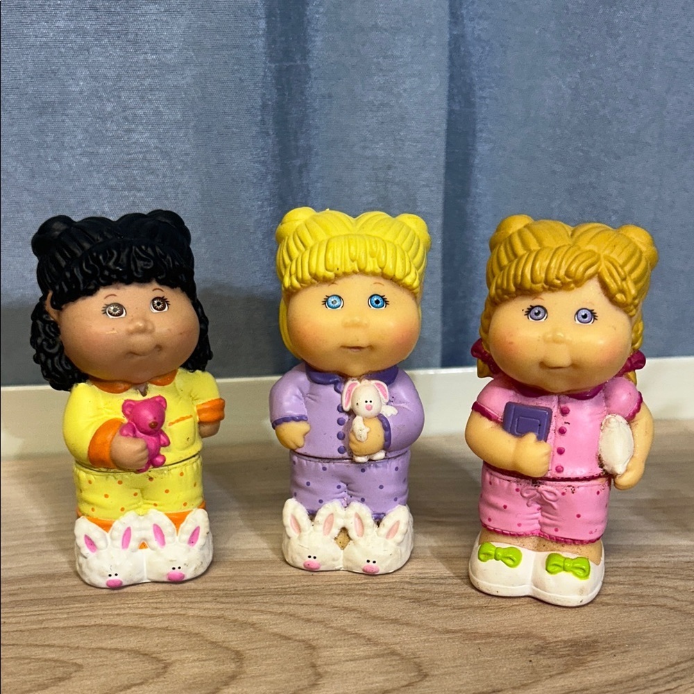 Set of Three Cabbage Patch Kids 2005  Figurines by  mega blocks